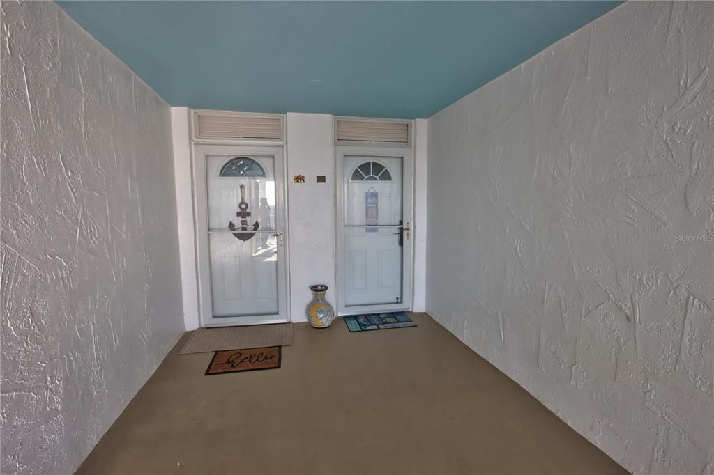 For Sale: $459,900 (1 beds, 1 baths, 1005 Square Feet)