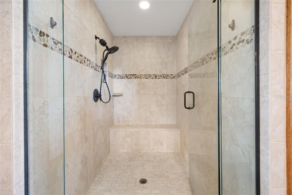 For Sale: $1,650,000 (3 beds, 2 baths, 2730 Square Feet)