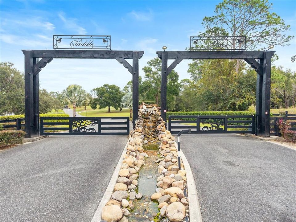 For Sale: $1,650,000 (3 beds, 2 baths, 2730 Square Feet)