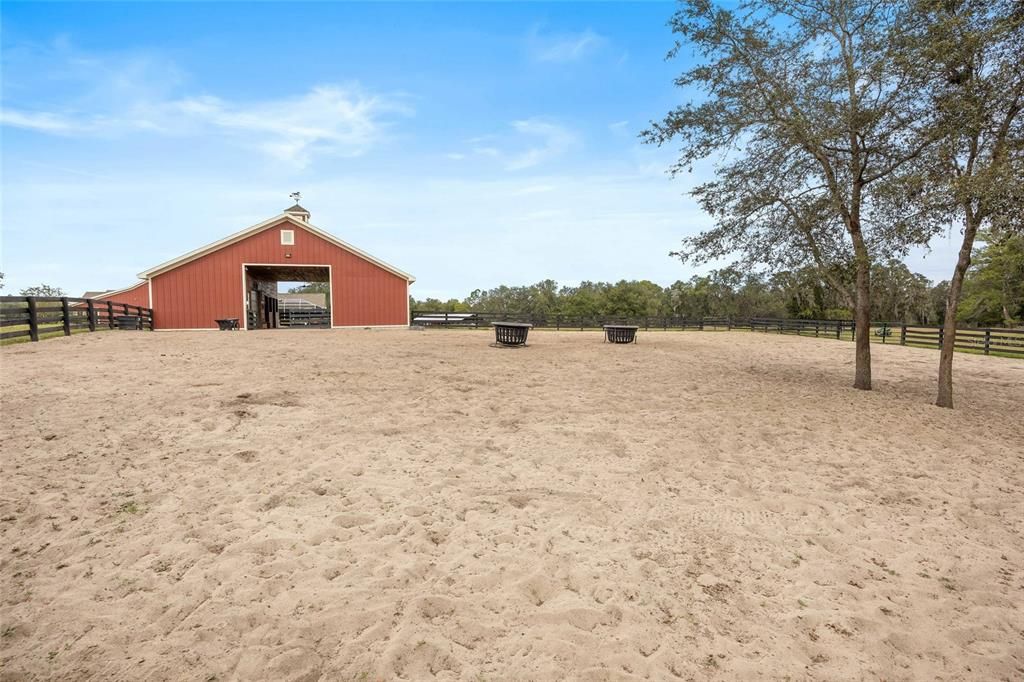 For Sale: $1,650,000 (3 beds, 2 baths, 2730 Square Feet)