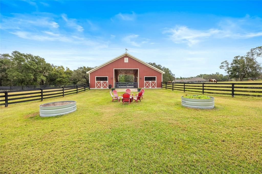 For Sale: $1,650,000 (3 beds, 2 baths, 2730 Square Feet)