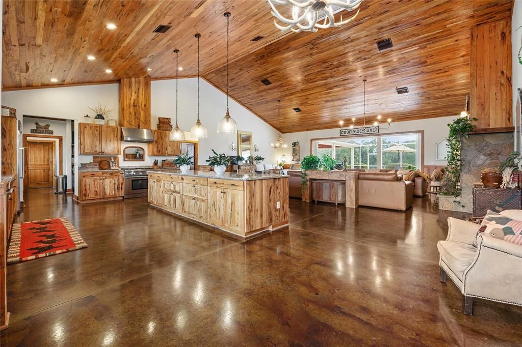 For Sale: $1,650,000 (3 beds, 2 baths, 2730 Square Feet)