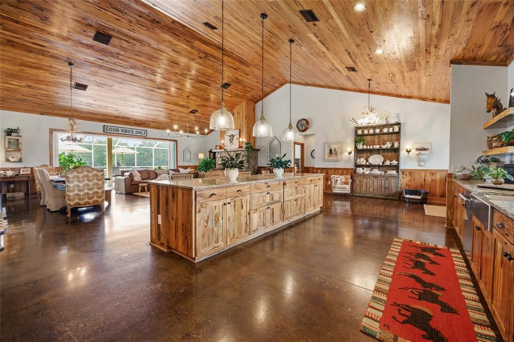 For Sale: $1,650,000 (3 beds, 2 baths, 2730 Square Feet)