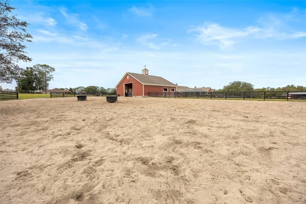 For Sale: $1,650,000 (3 beds, 2 baths, 2730 Square Feet)