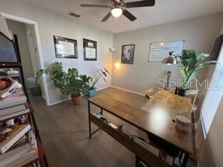 Active With Contract: $1,650 (2 beds, 1 baths, 960 Square Feet)