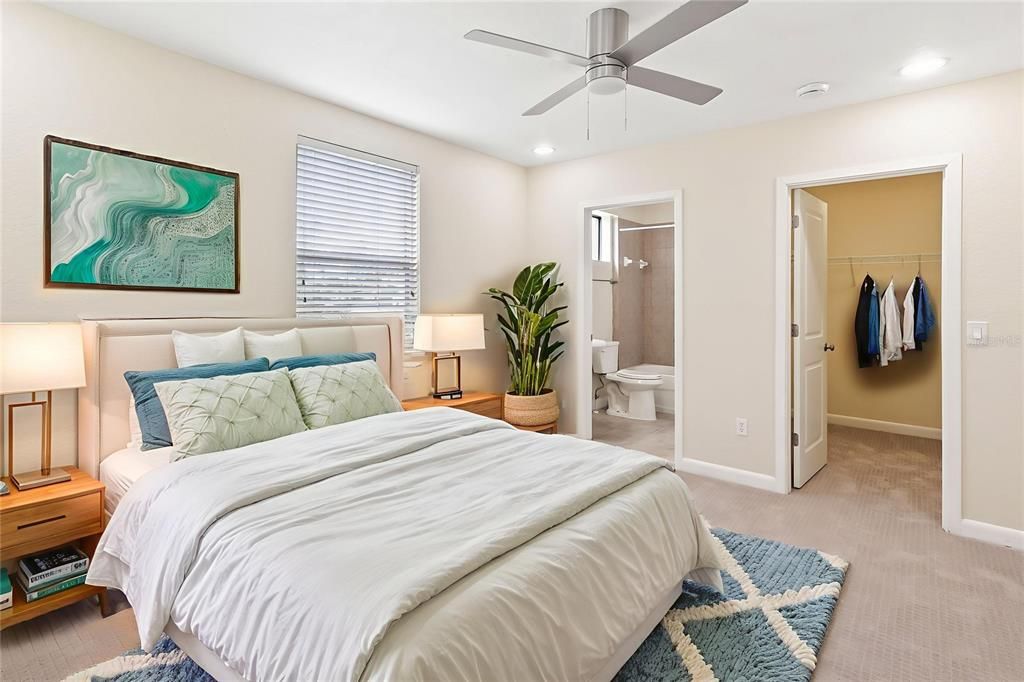 For Sale: $499,900 (3 beds, 3 baths, 2322 Square Feet)