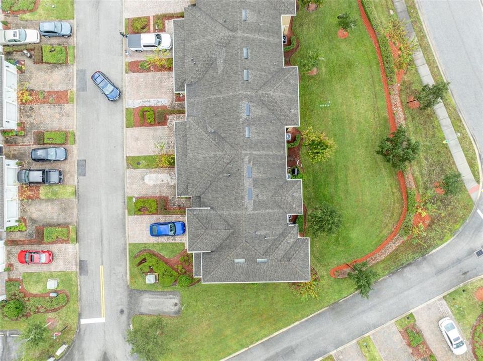 Activo con contrato: $240,000 (3 camas, 2 baños, 1288 Pies cuadrados)