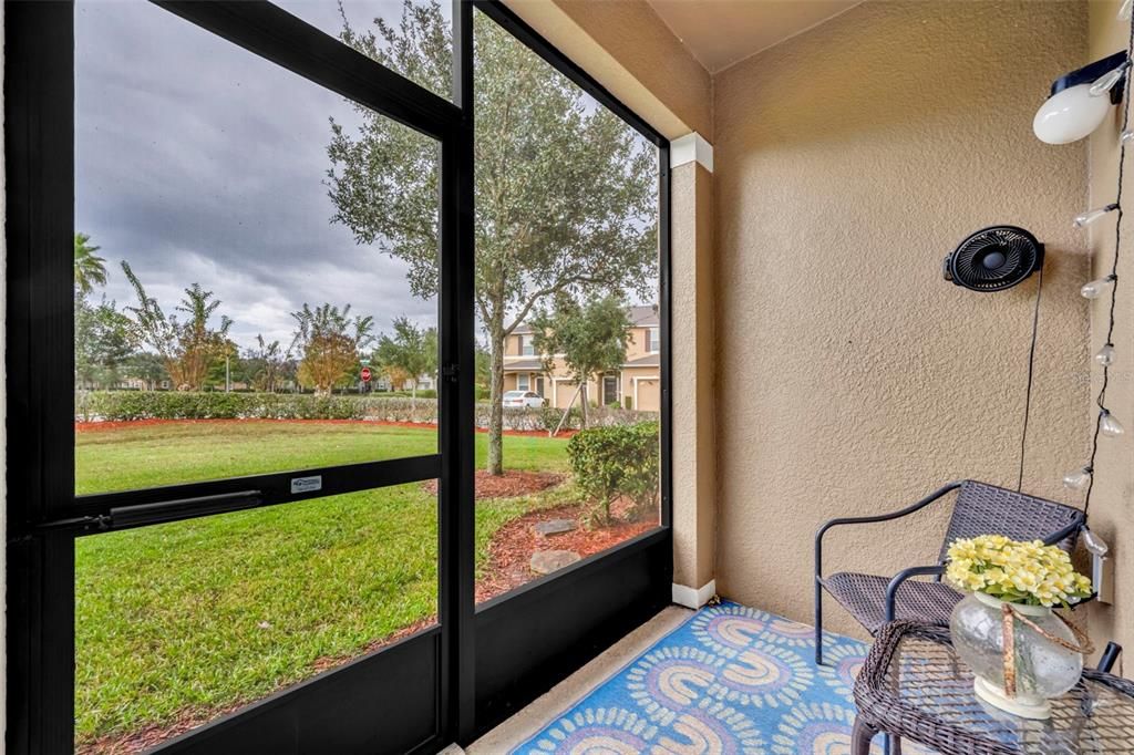 Activo con contrato: $240,000 (3 camas, 2 baños, 1288 Pies cuadrados)