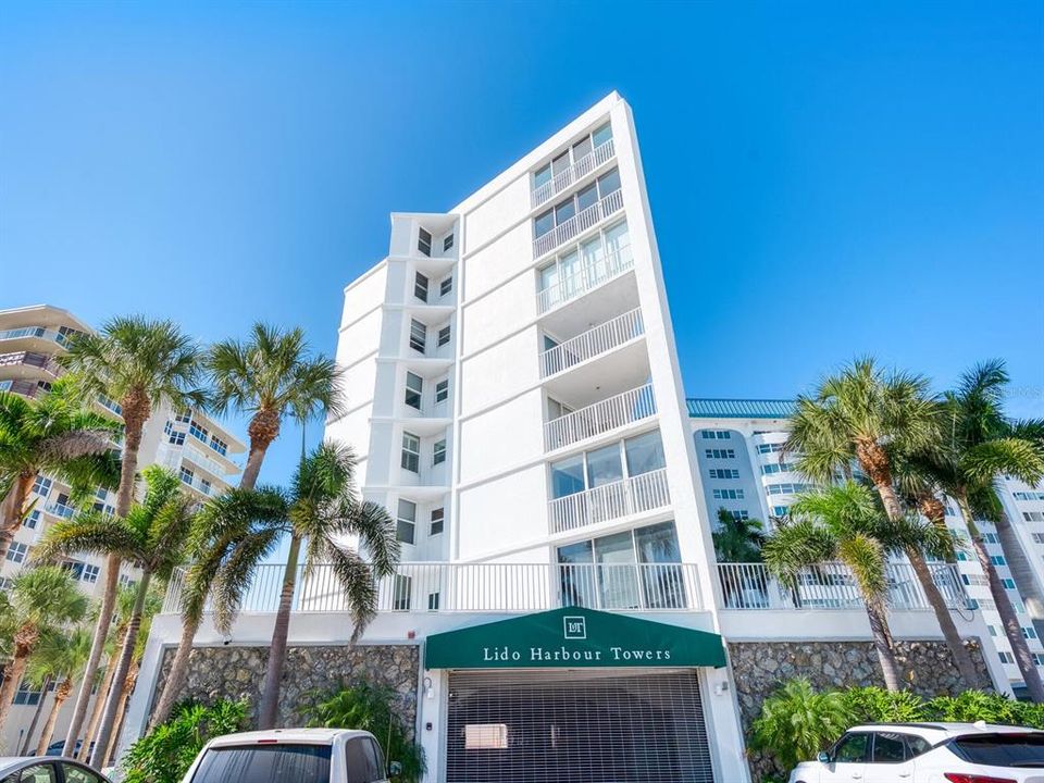 На продажу: $1,495,000 (3 спален, 2 ванн, 1413 Квадратных фут)