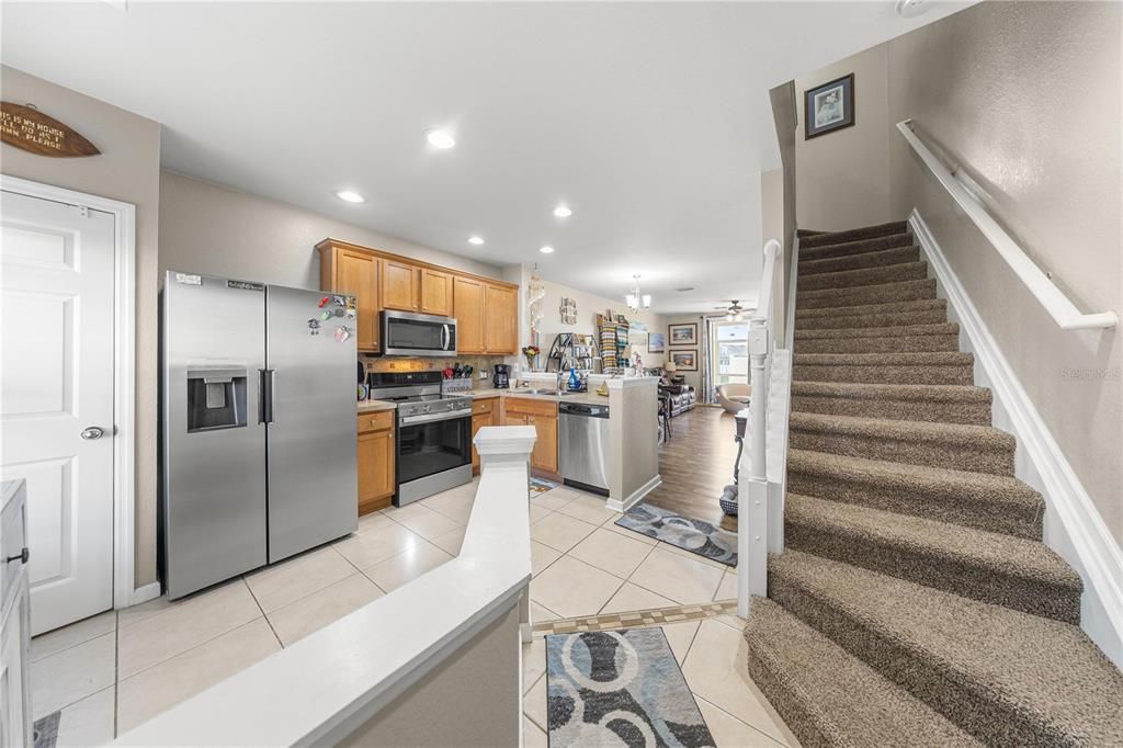 For Sale: $174,900 (2 beds, 2 baths, 1161 Square Feet)