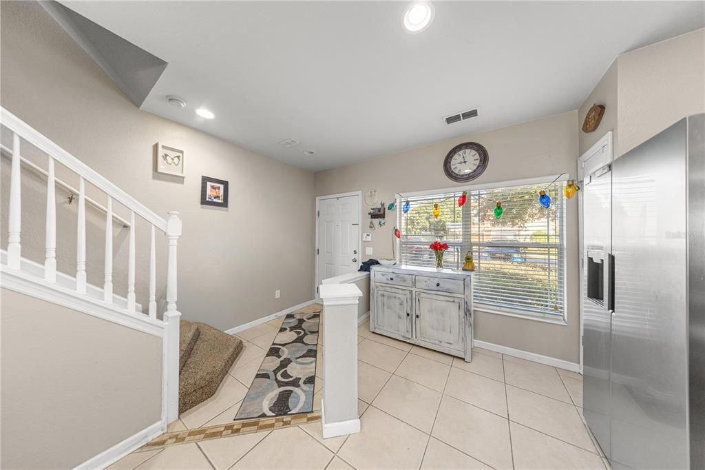 For Sale: $174,900 (2 beds, 2 baths, 1161 Square Feet)