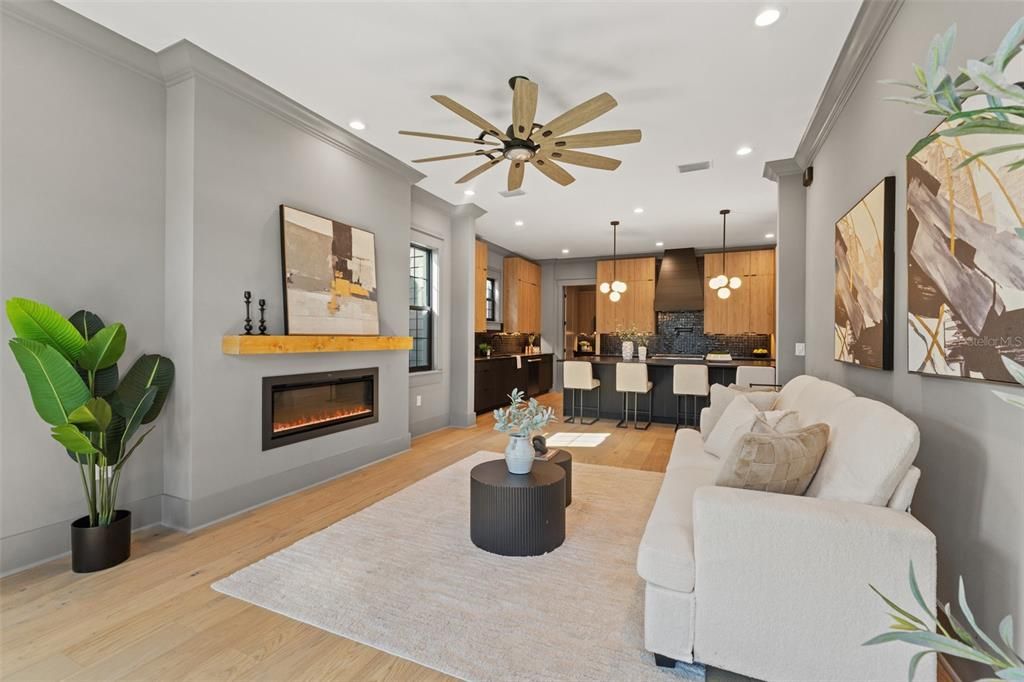 出租: $14,500 (5 贝兹, 5 浴室, 4149 平方英尺)