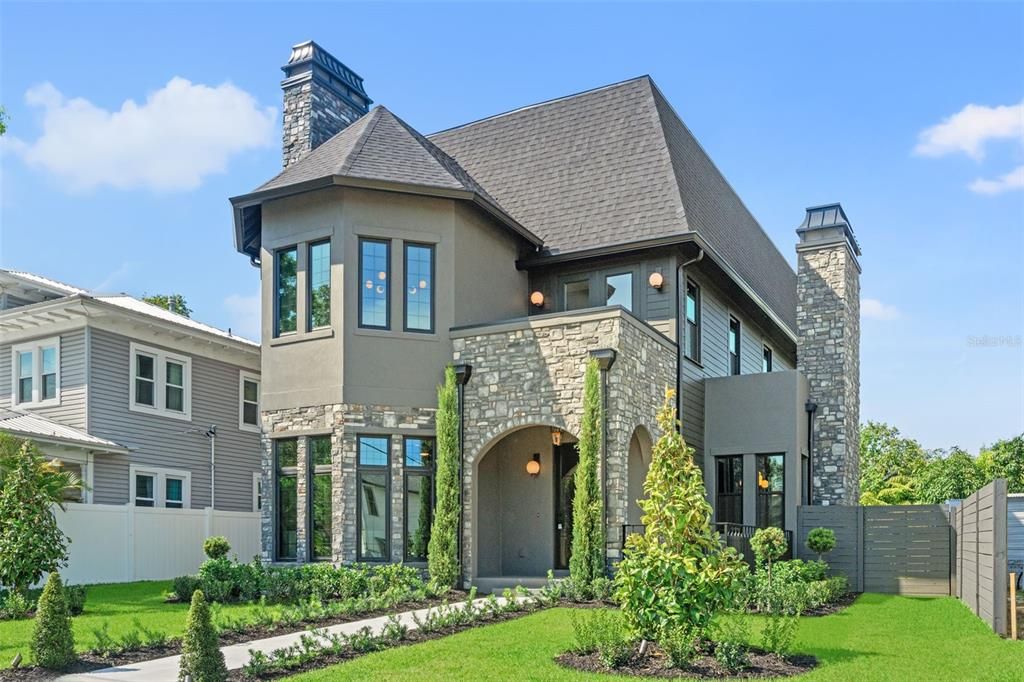 出租: $14,500 (5 贝兹, 5 浴室, 4149 平方英尺)