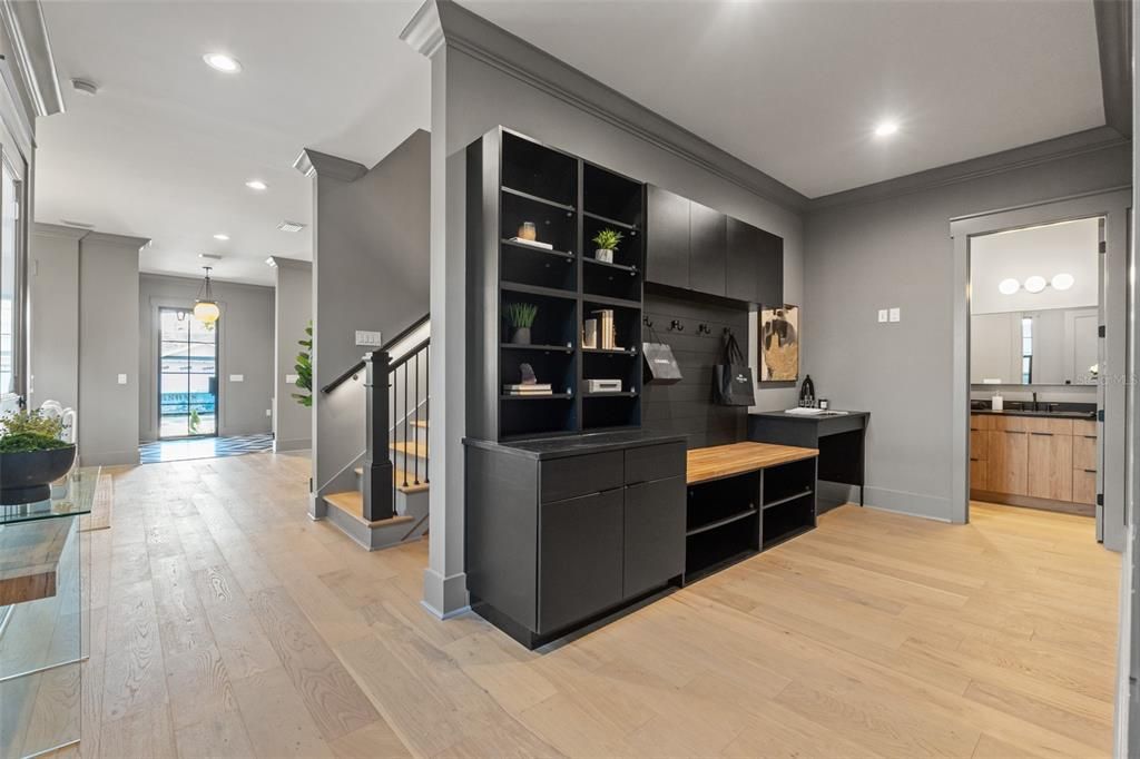 出租: $14,500 (5 贝兹, 5 浴室, 4149 平方英尺)