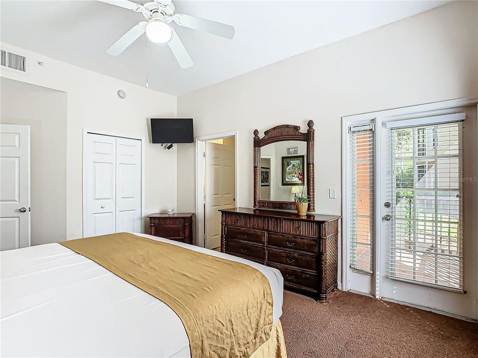 For Sale: $205,000 (2 beds, 2 baths, 1445 Square Feet)