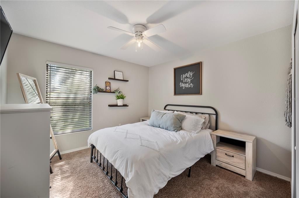 Active With Contract: $347,900 (3 beds, 2 baths, 1430 Square Feet)