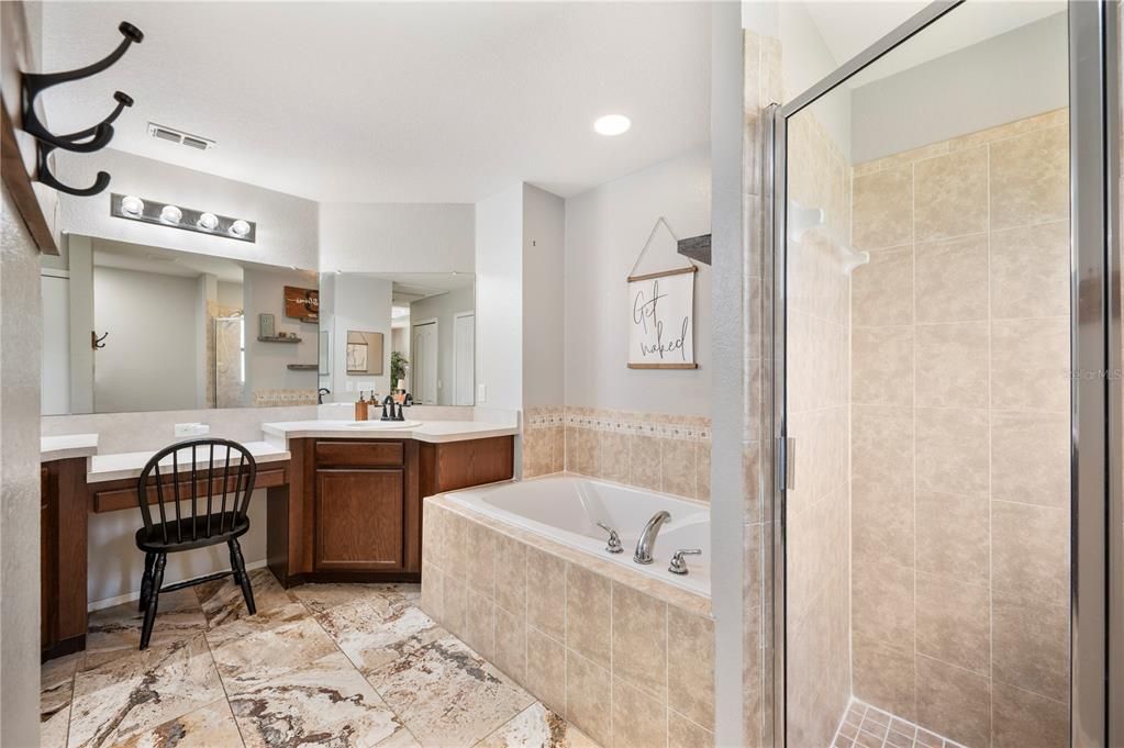 Active With Contract: $347,900 (3 beds, 2 baths, 1430 Square Feet)