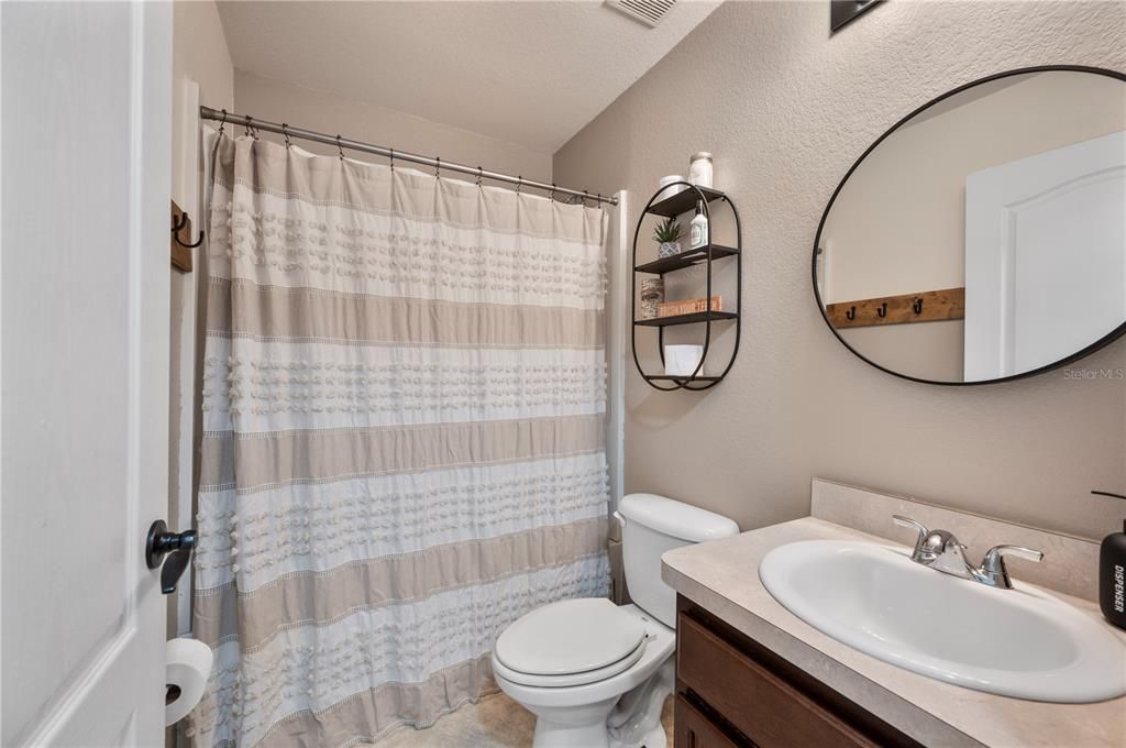 Active With Contract: $347,900 (3 beds, 2 baths, 1430 Square Feet)