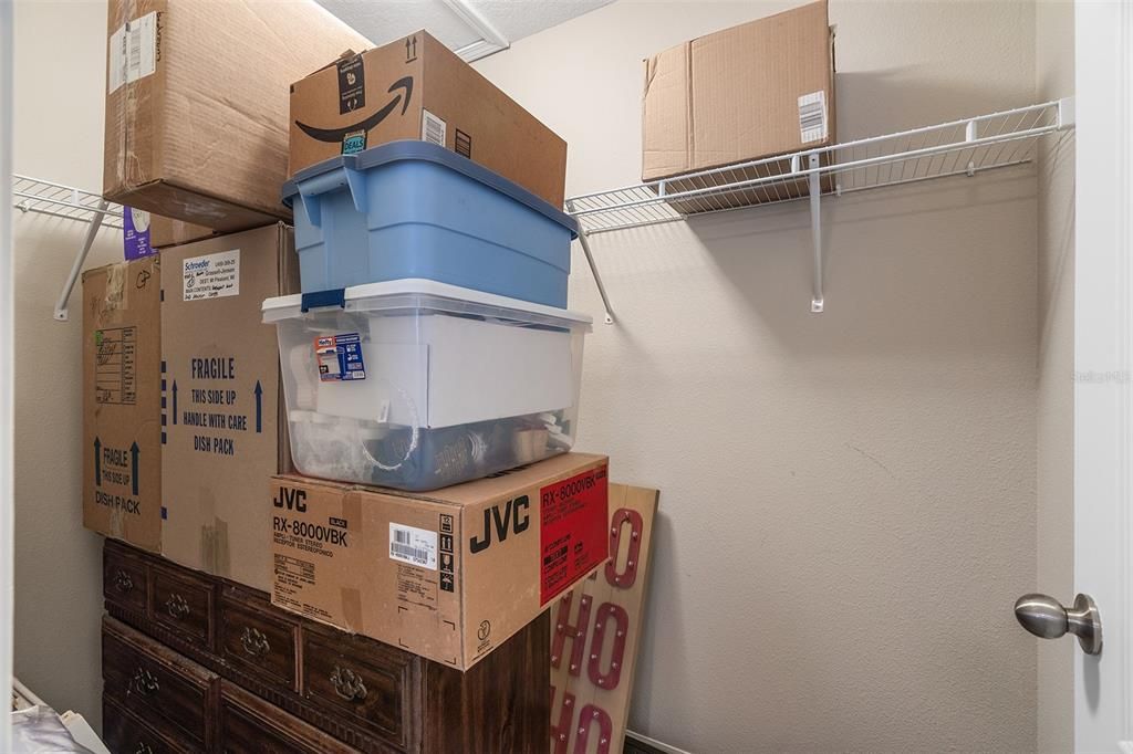 待售: $369,000 (3 贝兹, 2 浴室, 2008 平方英尺)