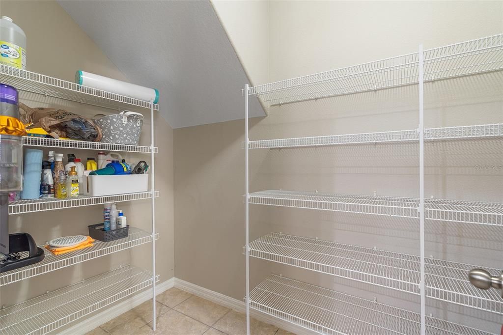 待售: $369,000 (3 贝兹, 2 浴室, 2008 平方英尺)