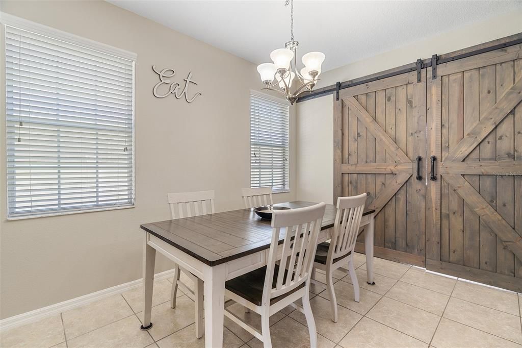 待售: $369,000 (3 贝兹, 2 浴室, 2008 平方英尺)