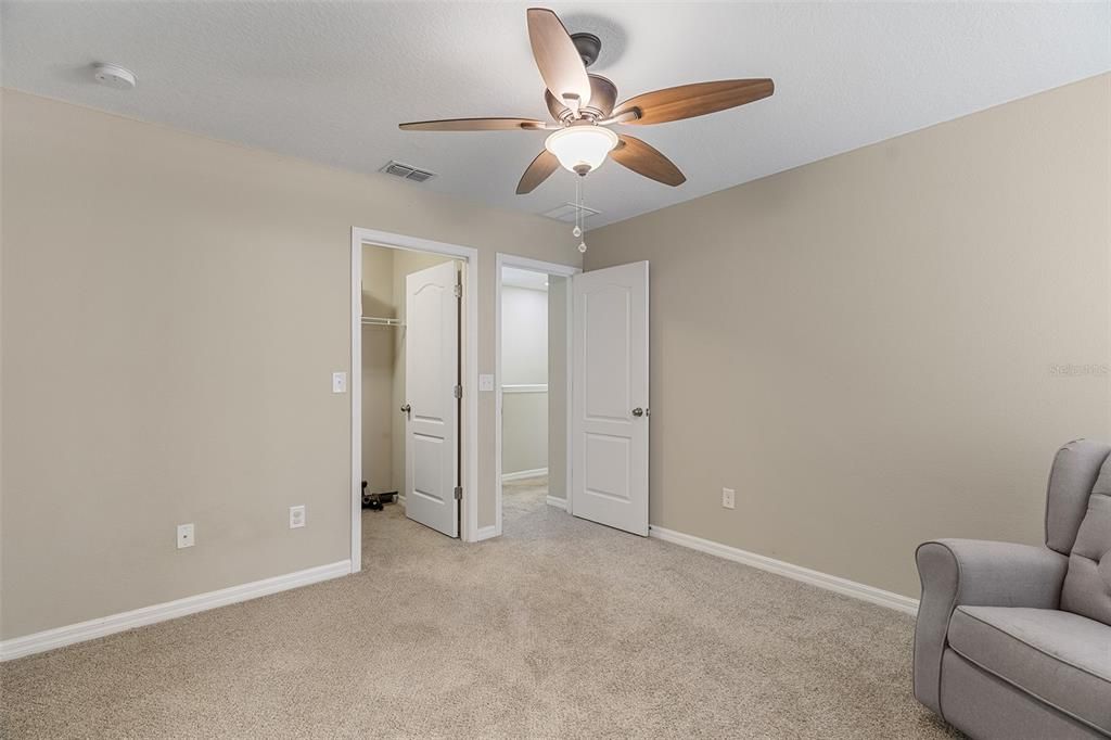 待售: $369,000 (3 贝兹, 2 浴室, 2008 平方英尺)