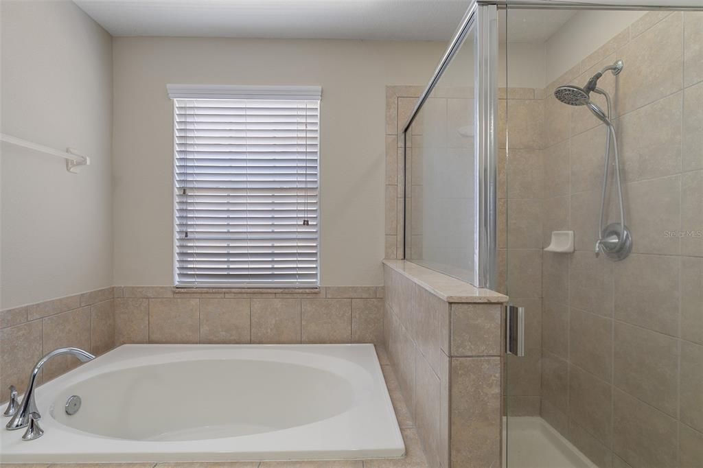 待售: $369,000 (3 贝兹, 2 浴室, 2008 平方英尺)