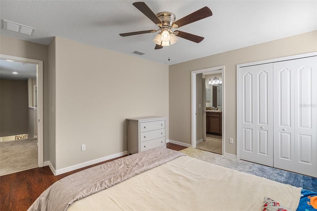 待售: $369,000 (3 贝兹, 2 浴室, 2008 平方英尺)