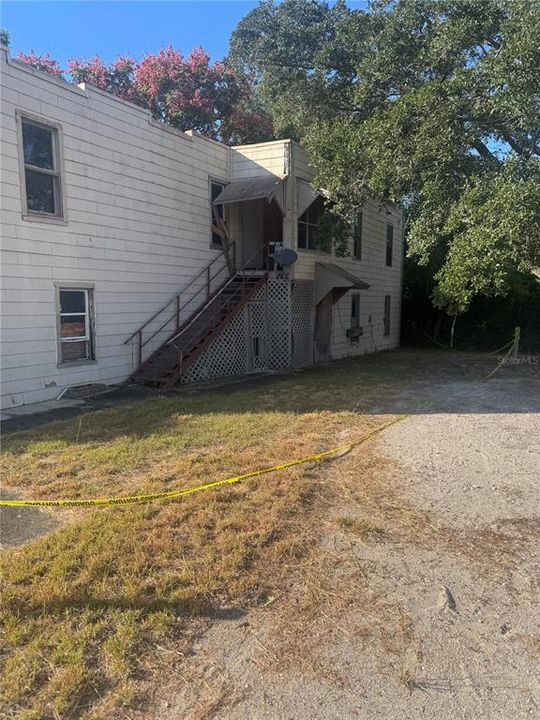 For Sale: $160,000 (8 beds, 4 baths, 3180 Square Feet)