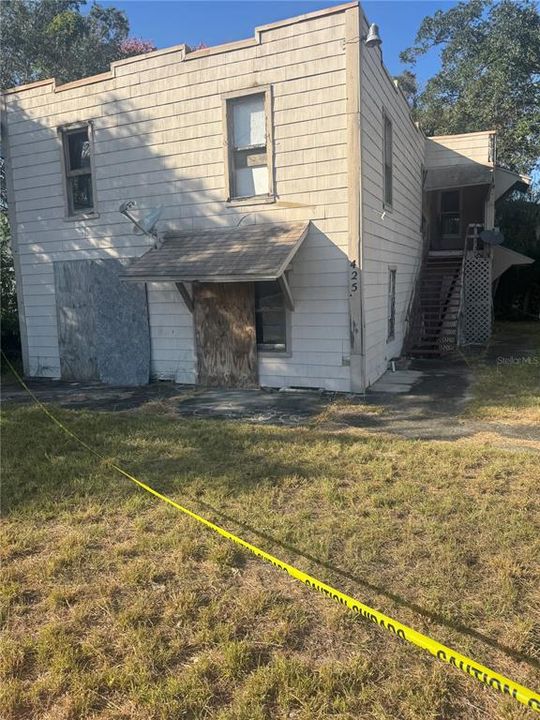 For Sale: $160,000 (8 beds, 4 baths, 3180 Square Feet)