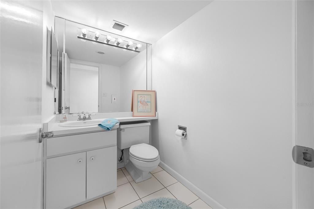 Activo con contrato: $349,900 (1 camas, 1 baños, 760 Pies cuadrados)