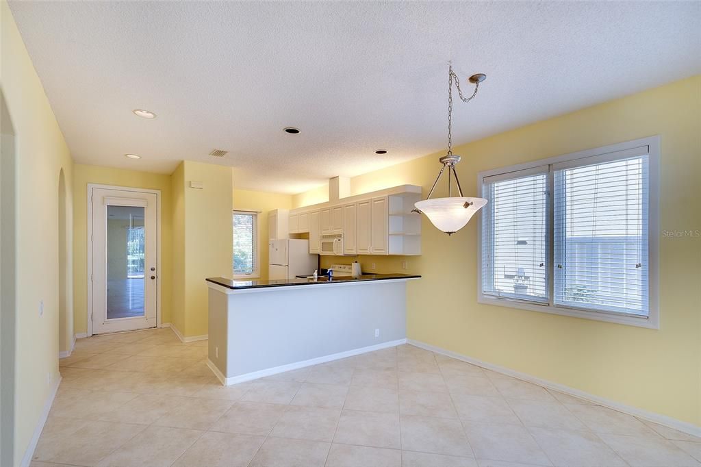 待售: $339,900 (3 贝兹, 2 浴室, 1308 平方英尺)