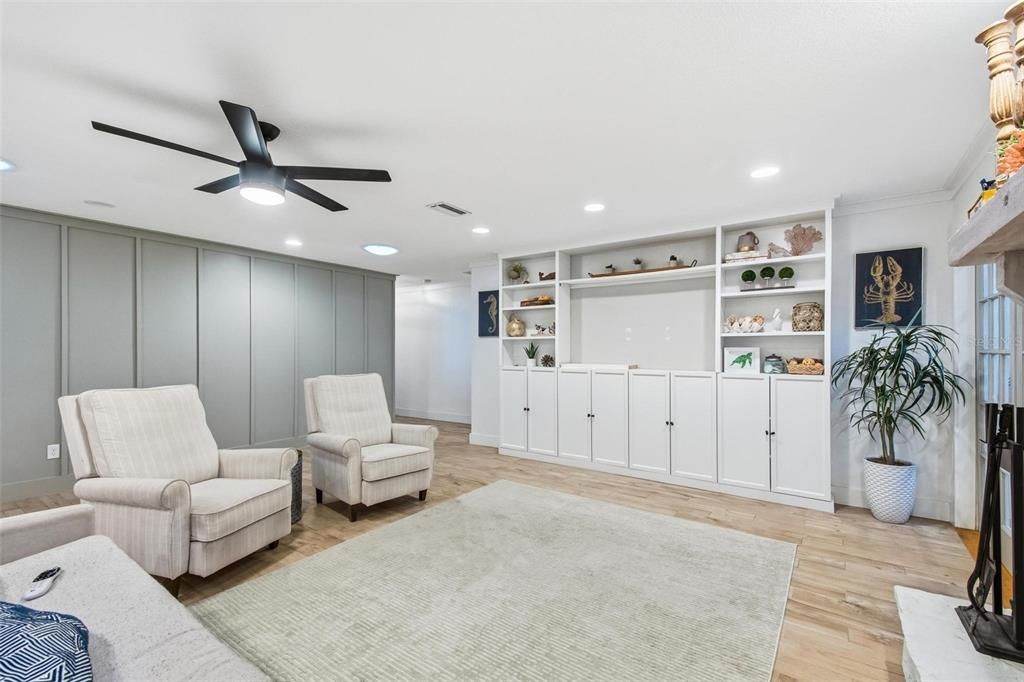 待售: $739,900 (3 贝兹, 2 浴室, 2400 平方英尺)