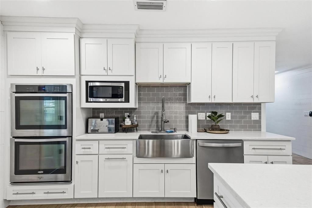 待售: $739,900 (3 贝兹, 2 浴室, 2400 平方英尺)