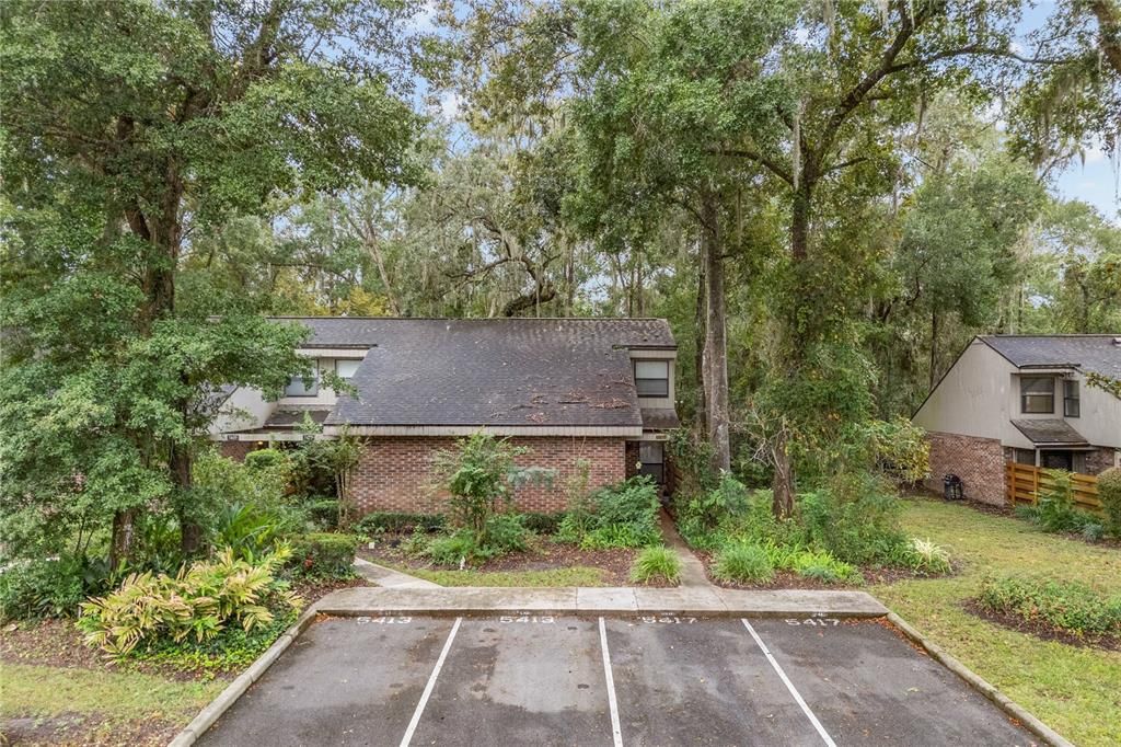 Active With Contract: $215,000 (2 beds, 2 baths, 1225 Square Feet)