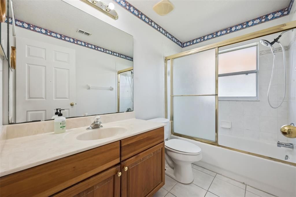 Active With Contract: $350,000 (3 beds, 2 baths, 2132 Square Feet)