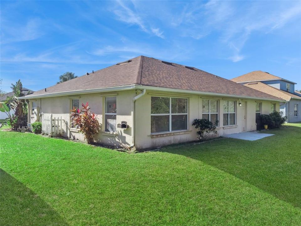 Active With Contract: $350,000 (3 beds, 2 baths, 2132 Square Feet)