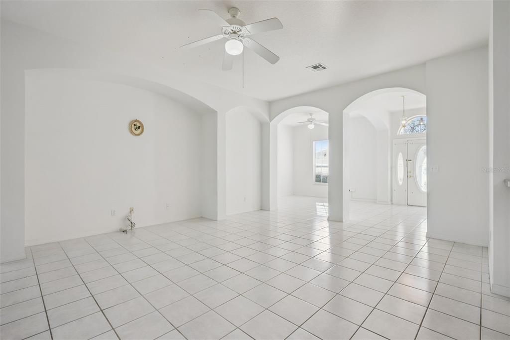 Active With Contract: $350,000 (3 beds, 2 baths, 2132 Square Feet)