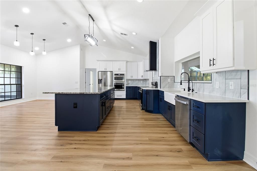 待售: $689,000 (4 贝兹, 2 浴室, 2644 平方英尺)