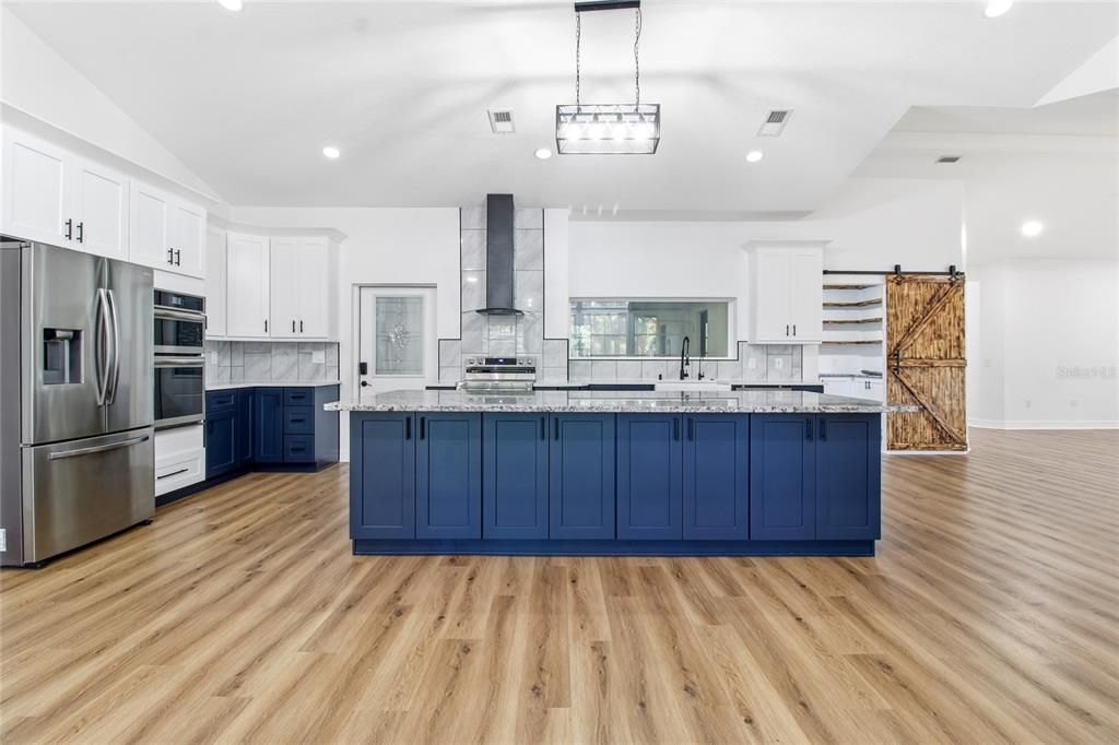 待售: $689,000 (4 贝兹, 2 浴室, 2644 平方英尺)