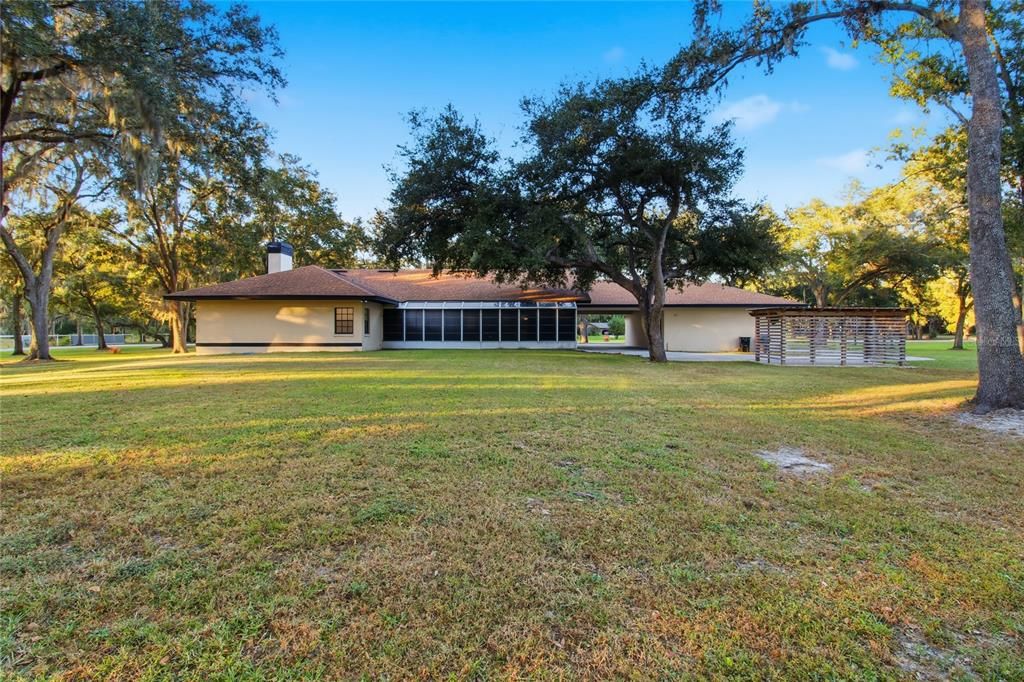 待售: $689,000 (4 贝兹, 2 浴室, 2644 平方英尺)