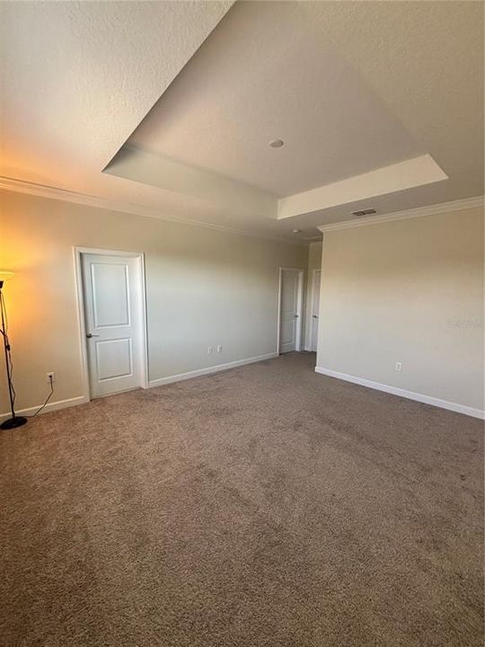 For Rent: $2,250 (3 beds, 2 baths, 1912 Square Feet)