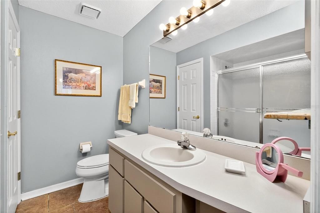 For Sale: $294,900 (3 beds, 2 baths, 1362 Square Feet)