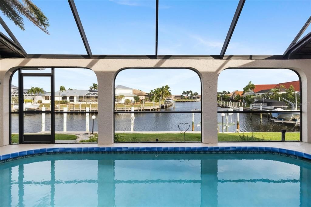 Под контрактом: $700,000 (3 спален, 3 ванн, 2059 Квадратных фут)