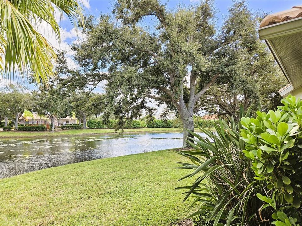 For Rent: $4,500 (2 beds, 2 baths, 1385 Square Feet)