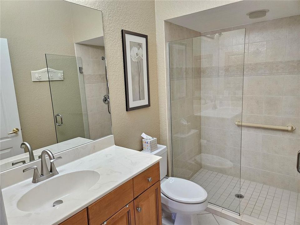 For Rent: $4,500 (2 beds, 2 baths, 1385 Square Feet)