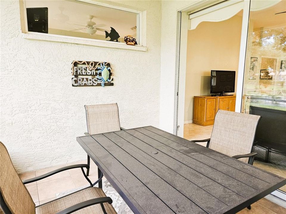 For Rent: $4,500 (2 beds, 2 baths, 1385 Square Feet)