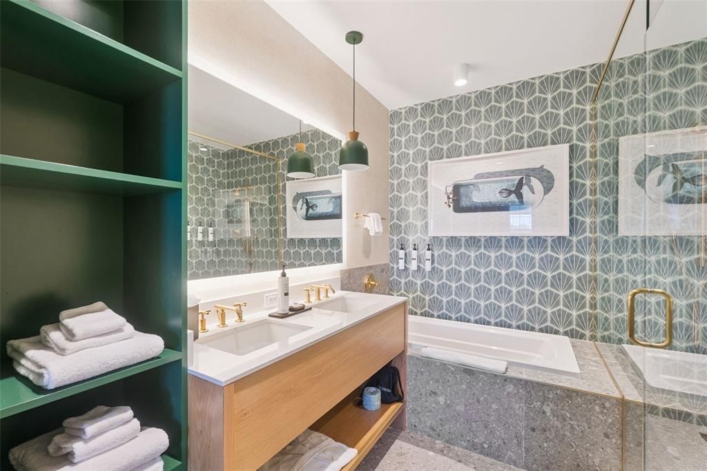 待售: $340,000 (1 贝兹, 1 浴室, 745 平方英尺)