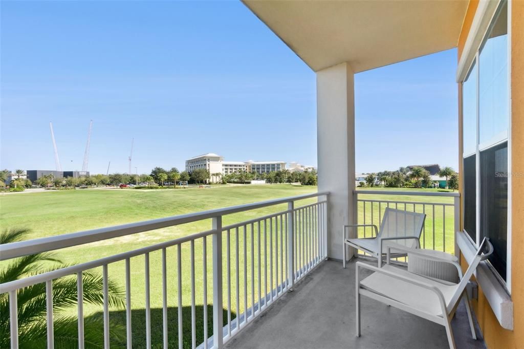 待售: $340,000 (1 贝兹, 1 浴室, 745 平方英尺)