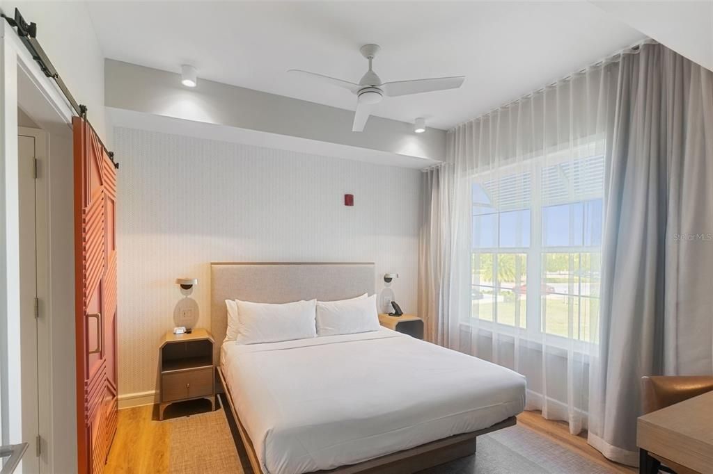 待售: $340,000 (1 贝兹, 1 浴室, 745 平方英尺)